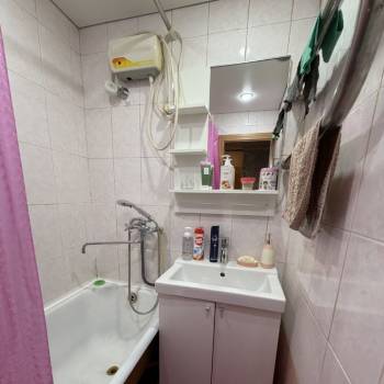 Продается 3-х комнатная квартира, 56,4 м²