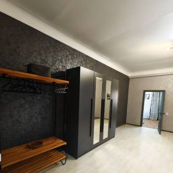 Сдается Многокомнатная квартира, 81,2 м²