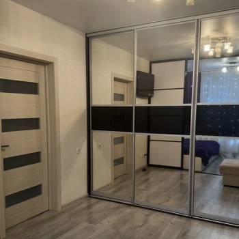 Продается 1-комнатная квартира, 37,7 м²