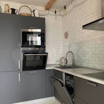 Продается 1-комнатная квартира, 44 м²