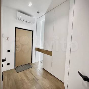 Продается 1-комнатная квартира, 42 м²