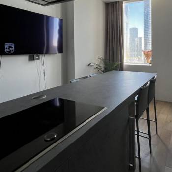 Продается 1-комнатная квартира, 42 м²