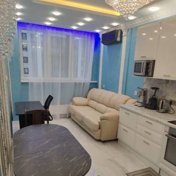 Продается 1-комнатная квартира, 38 м²