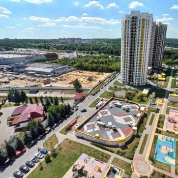 Продается Многокомнатная квартира, 133,3 м²