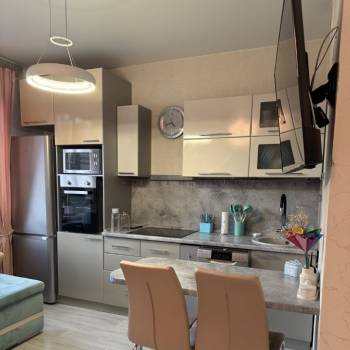 Продается 1-комнатная квартира, 37,3 м²