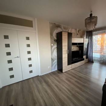 Продается 1-комнатная квартира, 41,7 м²
