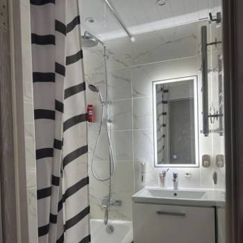 Продается 2-х комнатная квартира, 42 м²