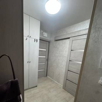 Продается 2-х комнатная квартира, 42 м²