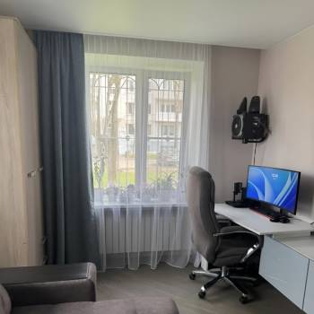 Продается 2-х комнатная квартира, 42 м²