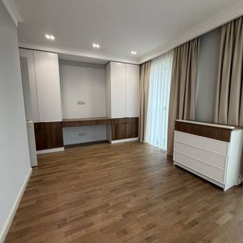 Сдается Многокомнатная квартира, 110 м²