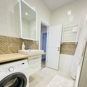 Продается 3-х комнатная квартира, 50,4 м²