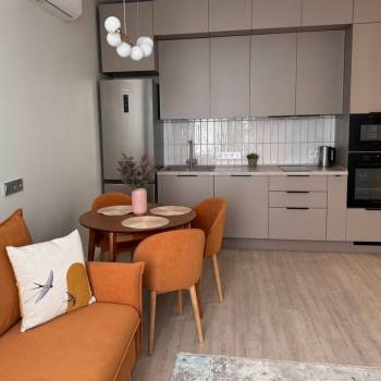 Продается 1-комнатная квартира, 45 м²