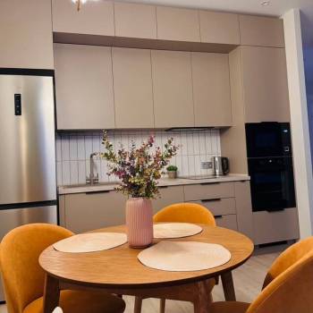 Продается 1-комнатная квартира, 45 м²