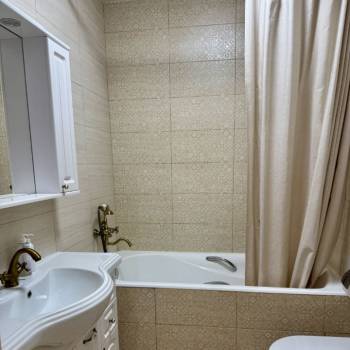 Сдается 1-комнатная квартира, 45 м²