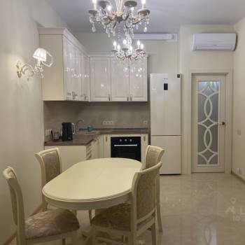 Сдается 1-комнатная квартира, 45 м²