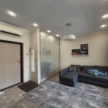 Продается 1-комнатная квартира, 41 м²