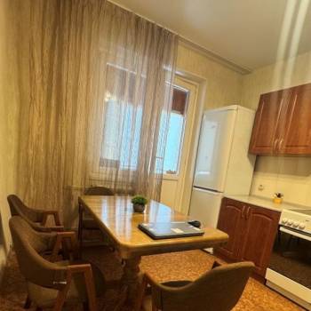 Сдается 2-х комнатная квартира, 71,2 м²