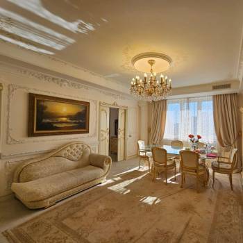Продается Многокомнатная квартира, 270 м²