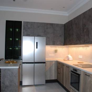 Сдается Многокомнатная квартира, 126 м²