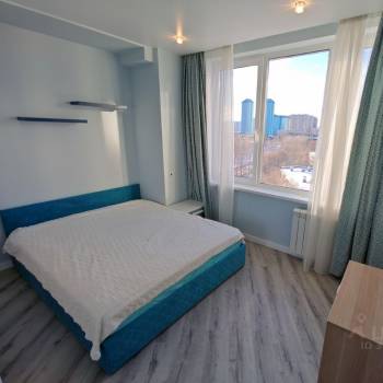 Сдается Многокомнатная квартира, 60 м²