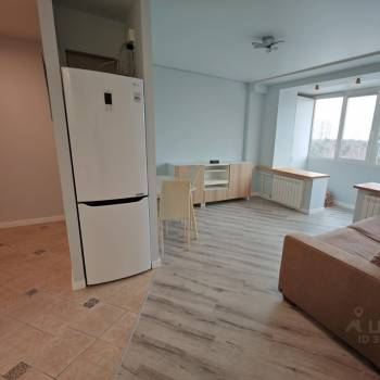 Сдается Многокомнатная квартира, 60 м²