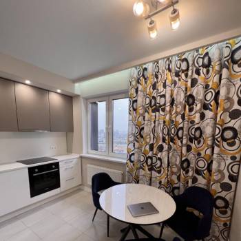 Сдается 1-комнатная квартира, 38,2 м²