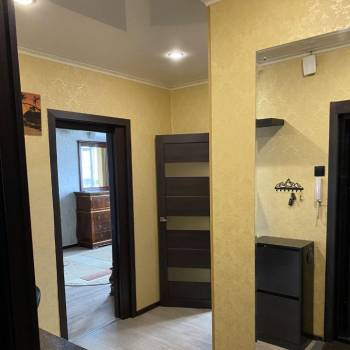 Сдается 1-комнатная квартира, 38 м²