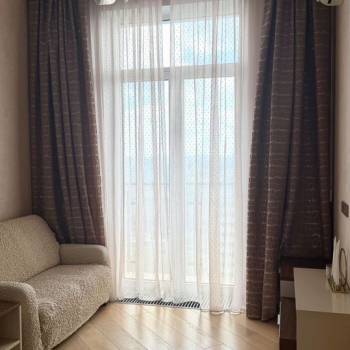 Сдается 1-комнатная квартира, 51 м²