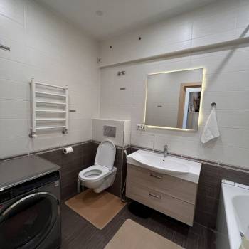 Сдается 2-х комнатная квартира, 56 м²