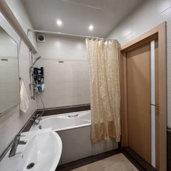 Сдается 2-х комнатная квартира, 56 м²