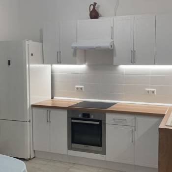 Сдается 2-х комнатная квартира, 63 м²