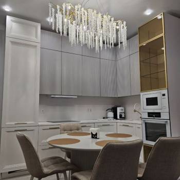 Сдается Многокомнатная квартира, 108 м²