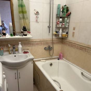 Сдается Комната, 80 м²