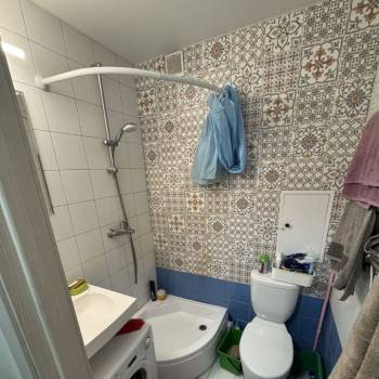 Продается 1-комнатная квартира, 10 м²