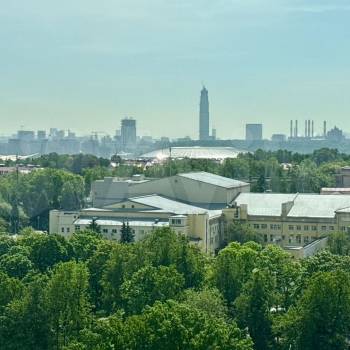 Продается 1-комнатная квартира, 73 м²
