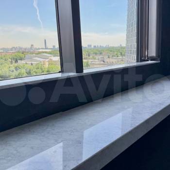 Продается 1-комнатная квартира, 73 м²