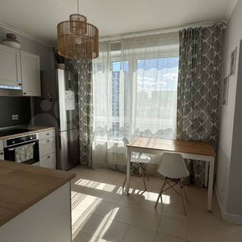 Сдается 1-комнатная квартира, 46,4 м²