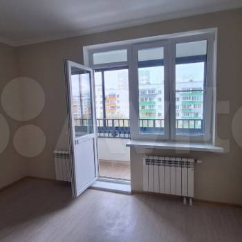Продается 1-комнатная квартира, 42 м²