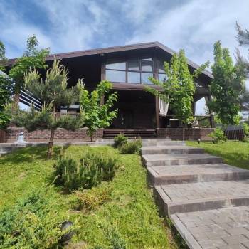 Продается Дом, 230 м²