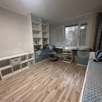 Сдается Многокомнатная квартира, 64,3 м²