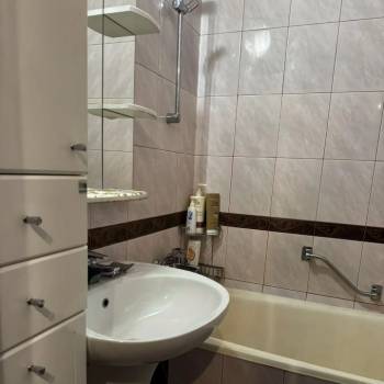 Сдается 1-комнатная квартира, 41 м²