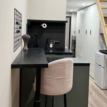 Продается 1-комнатная квартира, 14,4 м²