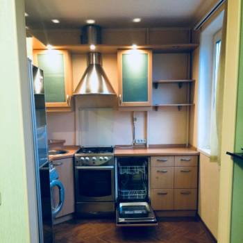 Сдается Многокомнатная квартира, 60 м²