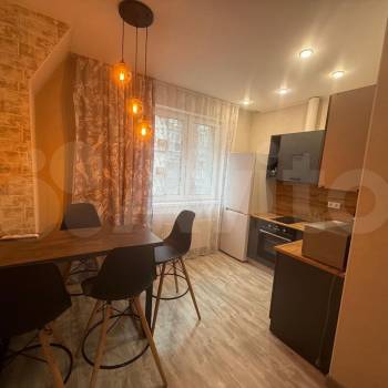 Сдается 2-х комнатная квартира, 60 м²