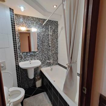 Продается 1-комнатная квартира, 38 м²