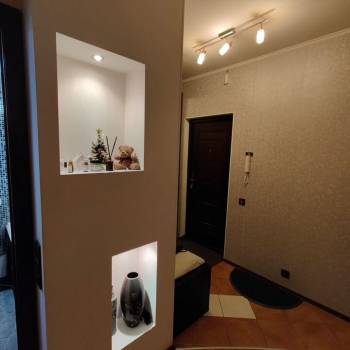 Продается 1-комнатная квартира, 38 м²