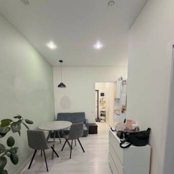 Продается 1-комнатная квартира, 32 м²