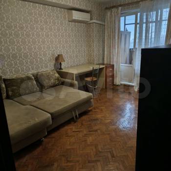 Сдается 1-комнатная квартира, 40 м²