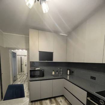 Сдается 1-комнатная квартира, 41 м²