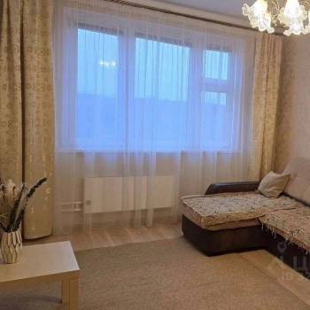 Сдается 1-комнатная квартира, 42,5 м²